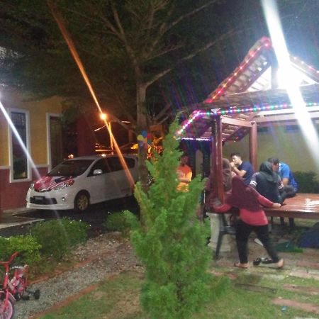 Chalet Kb Wakaf Kayu โกตาบารู ภายนอก รูปภาพ