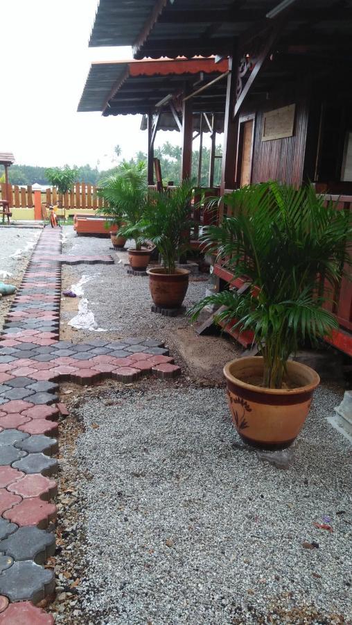 Chalet Kb Wakaf Kayu โกตาบารู ภายนอก รูปภาพ